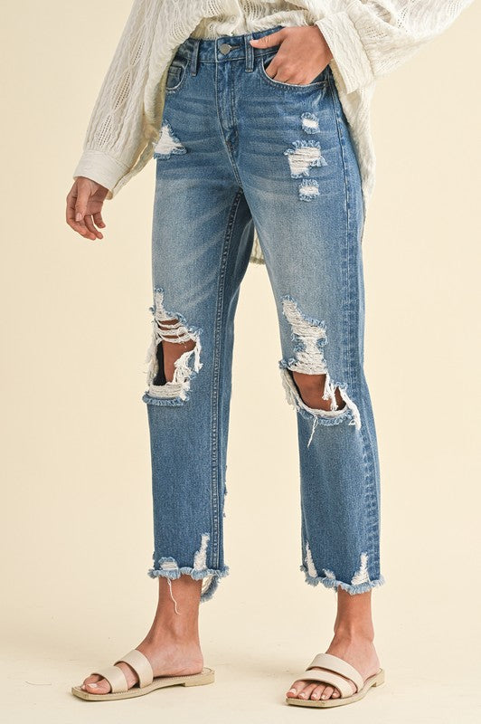 Vintage Edge Distressed Mom Jeans
